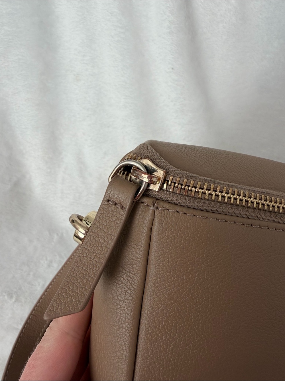 Mina Baie Leather Fanny Convertible Bag - Picture 2 of 9